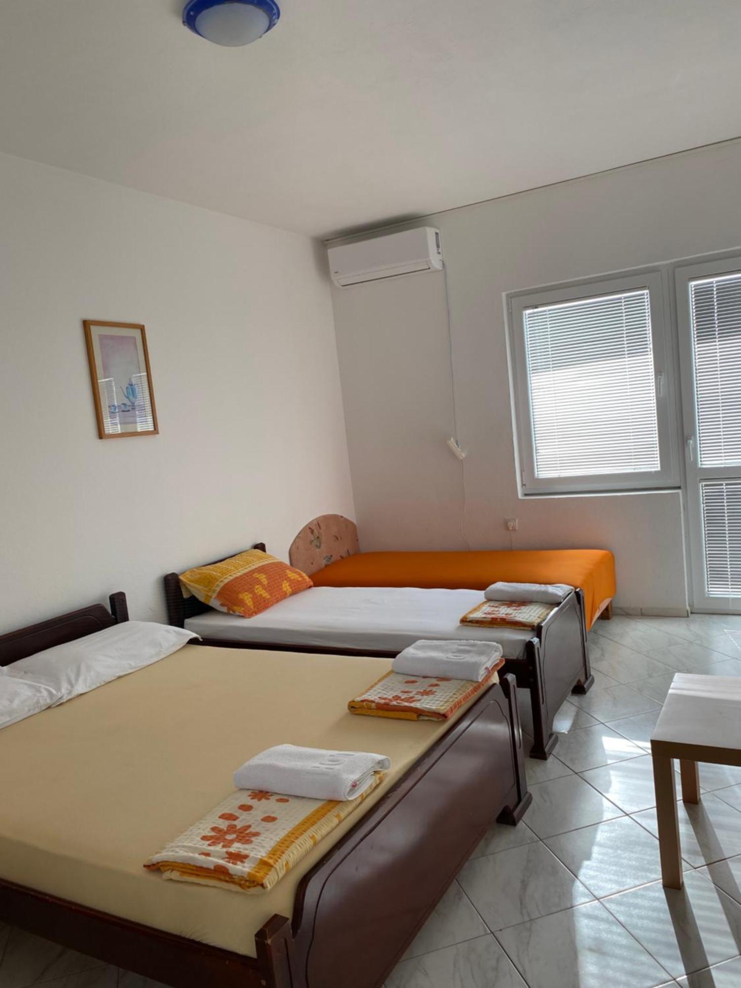 Apartment Kurtagic Dobrá Voda