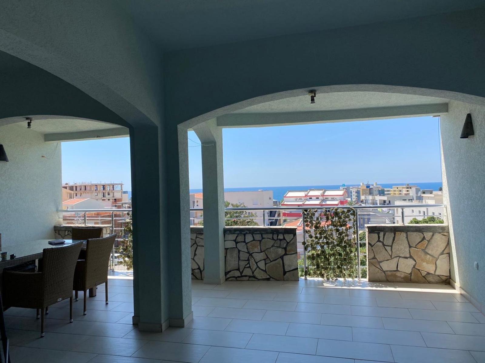 Apartment Kurtagic Dobrá Voda