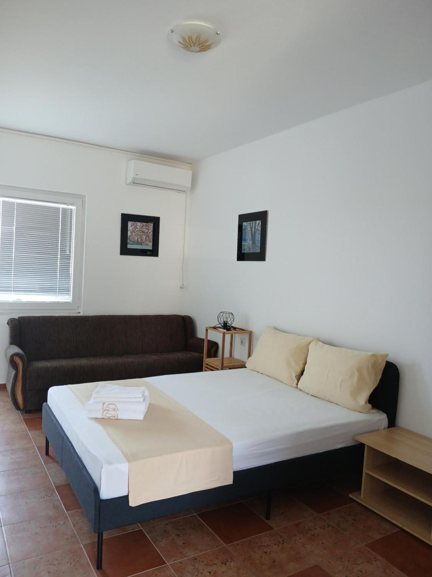 Kurtagic Apartment